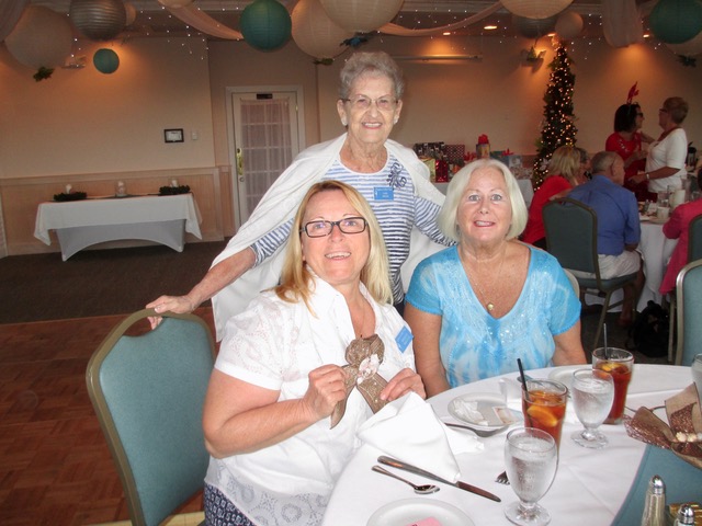 2016 Christmas Lunch at the Gulf View Restaurant - Slide 11