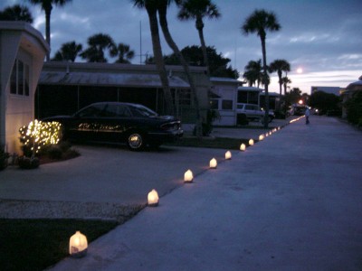 Christmas Luminaries at Gulf to Bay - 2003 - Slide 10