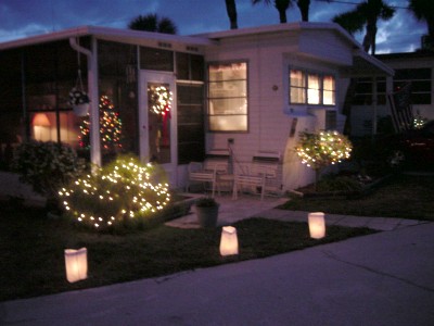 Christmas Luminaries at Gulf to Bay - 2003 - Slide 21