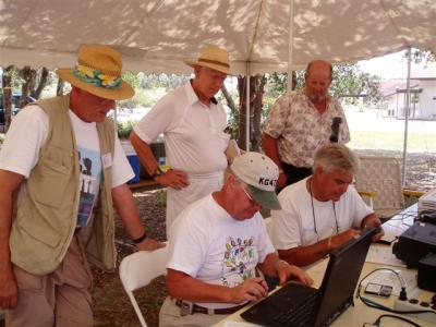 EARS/TARC Field Day 2004 - Photos by Dan Tomcik K4OU - Slide 21