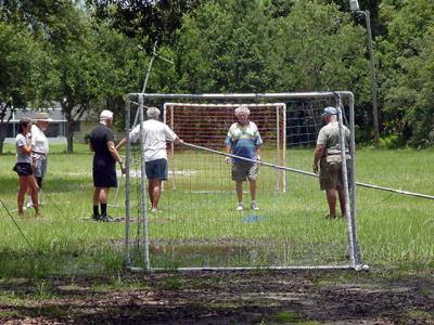 EARS Field Day 2005 Photos by Jim KB2NZ - Slide 9