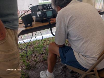 EARS Field Day - 2006 - Photos by Jim - KB2NZ - Slide 4