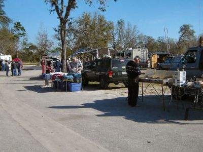 Charlotte County Tailgate-Fest <br> Photos by Dennis K4NF - Slide 7