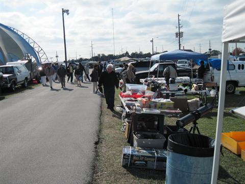 EARS Members at the 2011 Orlando Hamcation - Slide 8