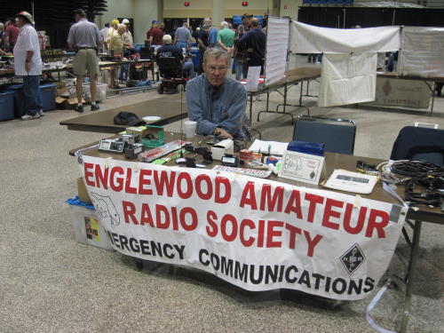 Ears Members at the 2012 Tampa Hamfest - Slide 3
