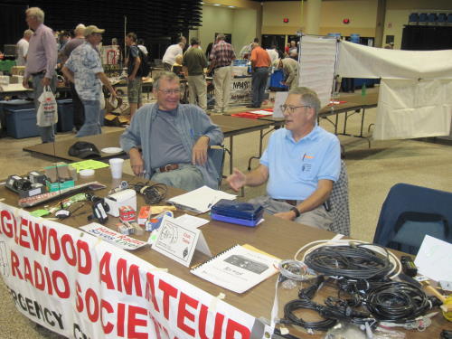 Ears Members at the 2012 Tampa Hamfest - Slide 4