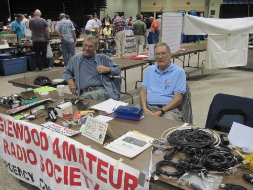Ears Members at the 2012 Tampa Hamfest - Slide 5