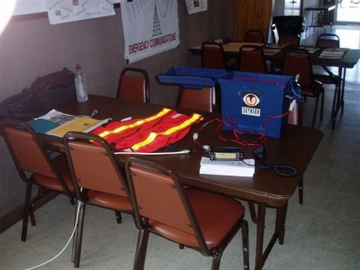 Ham Radio Demo for Summer Camp Kids at Tringali Center -  Photos by Martin W4MHH - Slide 7