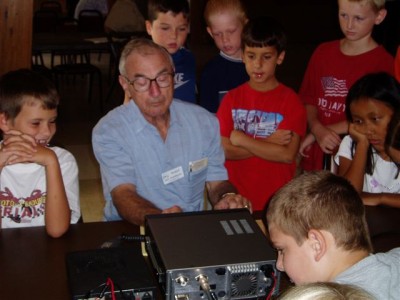 Ham Radio Demo for Summer Camp Kids at Tringali Center -  Photos by Martin W4MHH - Slide 16