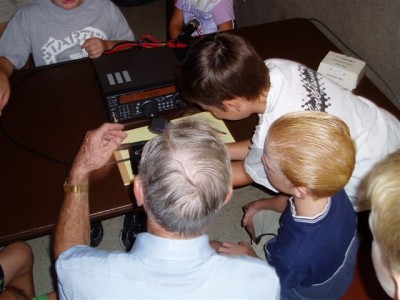 Ham Radio Demo for Summer Camp Kids at Tringali Center -  Photos by Martin W4MHH - Slide 26