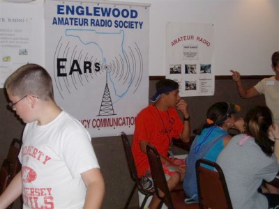 Ham Radio Demo for Summer Camp Kids at Tringali Center -  Photos by Martin W4MHH - Slide 31