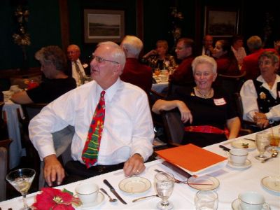 Ears Christmas Party - 2006 <br> Photos by Martin N4FA  - Slide 20