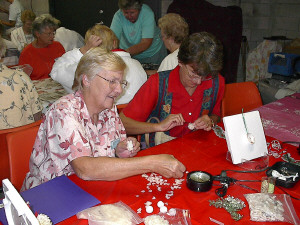 Christmas Decoration Project 11-27-02 - Slide 8