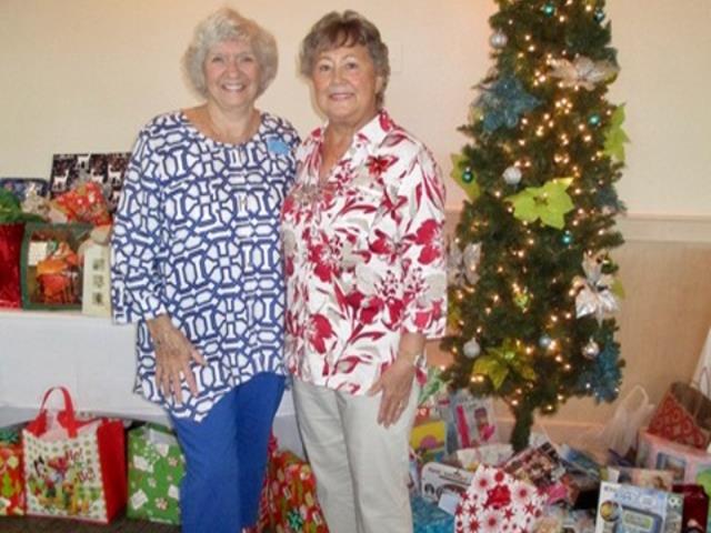 2016 Christmas Lunch at the Gulf View Restaurant - Slide 17