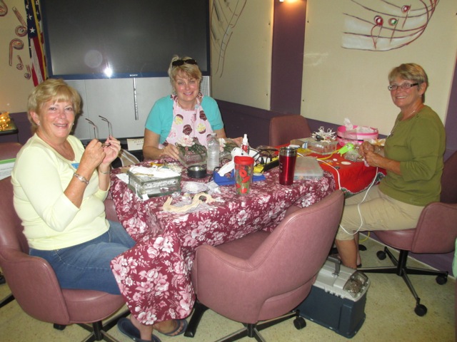 Shell Crafters March 2014 - Slide 4