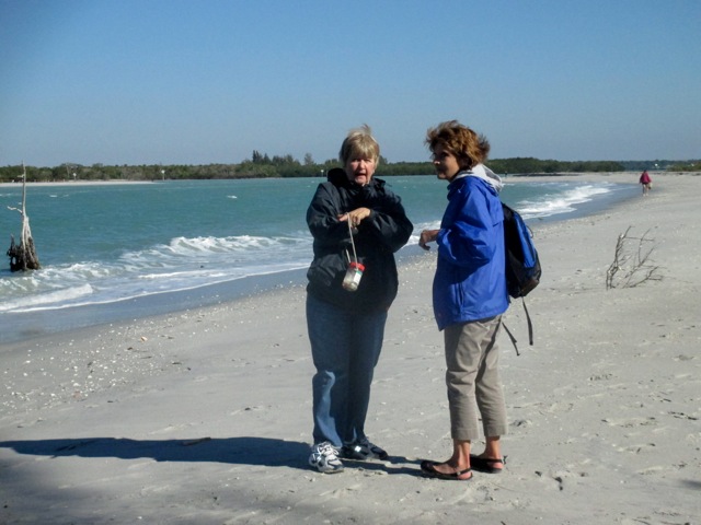 ESC Members Shelling on Palm Island - Feb 28 - 2014 - Slide 13