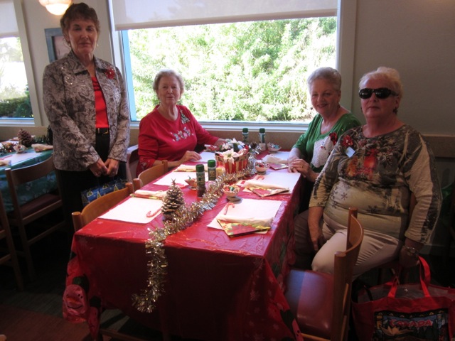 Shell Club Christmas Luncheon 2012 - Slide 1