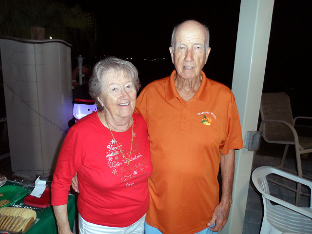 Tree Lighting & Party at the Bay 2019 <br> Photos by Rene Dube - Slide 29