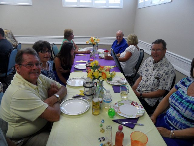 Easter Dinner - 2015 - Slide 4