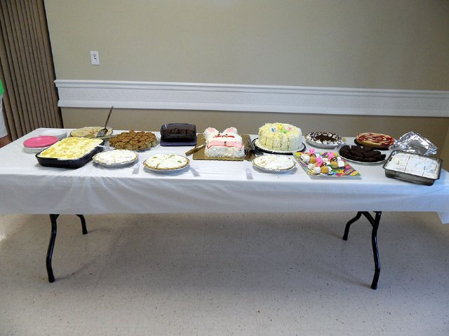 Easter Dinner - 2015 - Slide 16