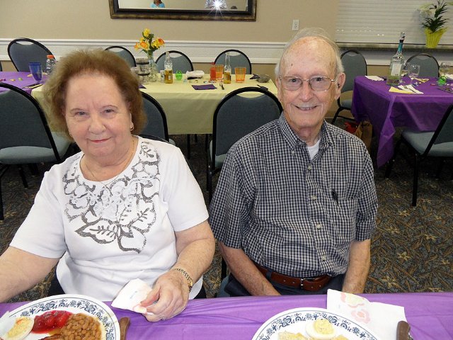 Easter Dinner - 2015 - Slide 19