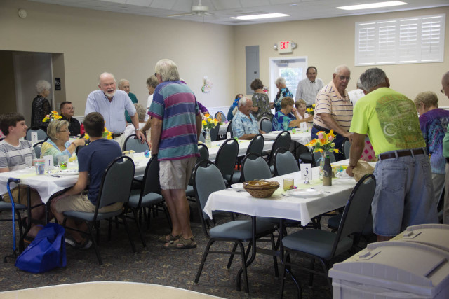 Easter Dinner 2017 - Slide 4