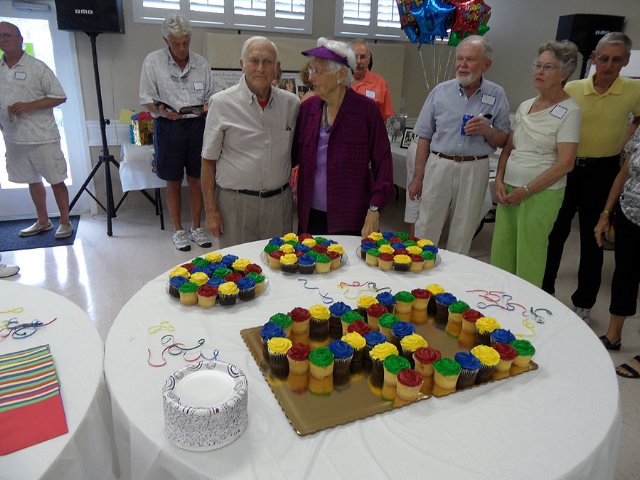 Les Downings 90th birthday Party - Slide 7