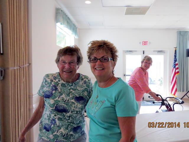 Coffee and Doughnuts with Muriel Lyon <br>
Photos by Nora Szabo - Slide 23