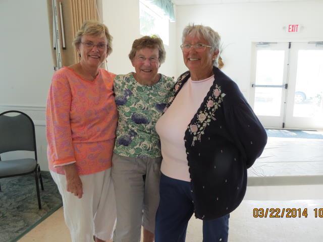 Coffee and Doughnuts with Muriel Lyon <br>
Photos by Nora Szabo - Slide 24