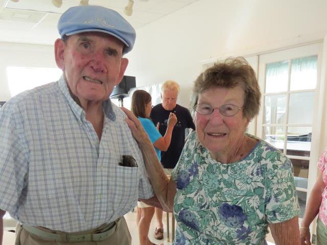 Coffee and Doughnuts with Muriel Lyon <br>
Photos by Nora Szabo - Slide 33