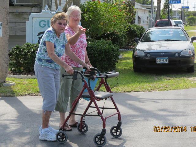 Coffee and Doughnuts with Muriel Lyon <br>
Photos by Nora Szabo - Slide 36