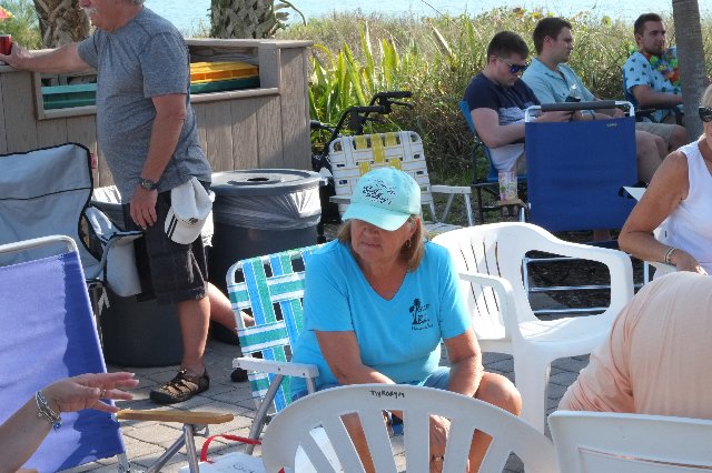 Time change party at the Tiki <br> Photos by Roger Cissa - Slide 12