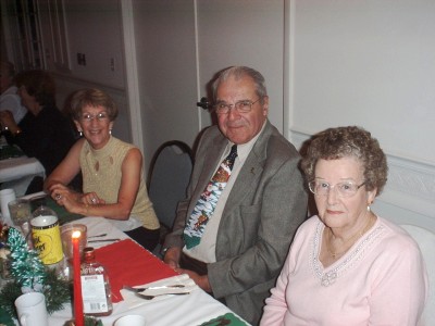 Christmas Dinner and Dance - GTB - 2005<br> Photos by Rene Dube - Slide 15