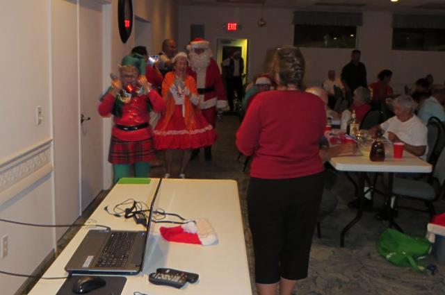 Christmas Eve 2014 <br> Photos by Nora Szabo - Slide 25