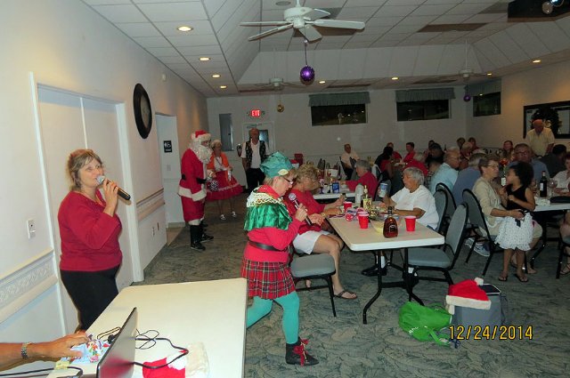 Christmas Eve 2014 <br> Photos by Nora Szabo - Slide 27