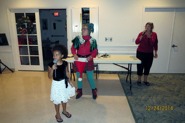 Christmas Eve 2014 <br> Photos by Nora Szabo - Slide 29