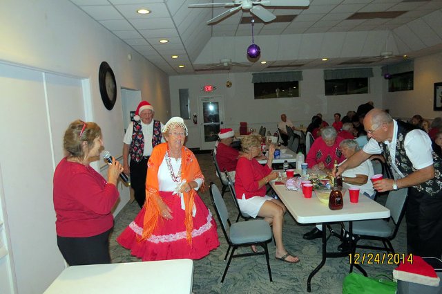 Christmas Eve 2014 <br> Photos by Nora Szabo - Slide 30