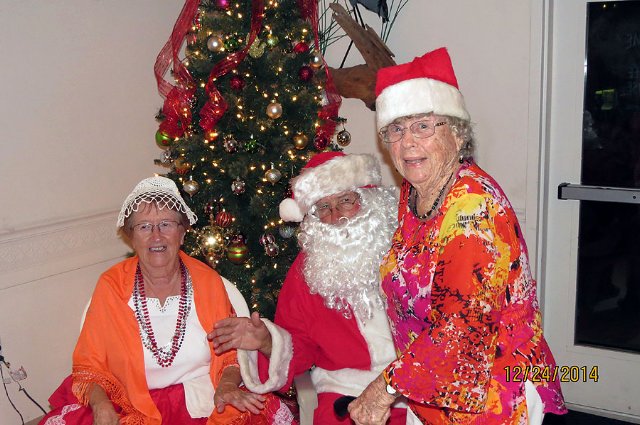 Christmas Eve 2014 <br> Photos by Nora Szabo - Slide 38