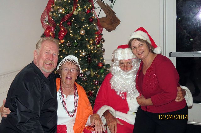 Christmas Eve 2014 <br> Photos by Nora Szabo - Slide 49