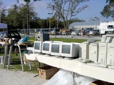 Charlotte County Hamfest 2004 - Slide 38